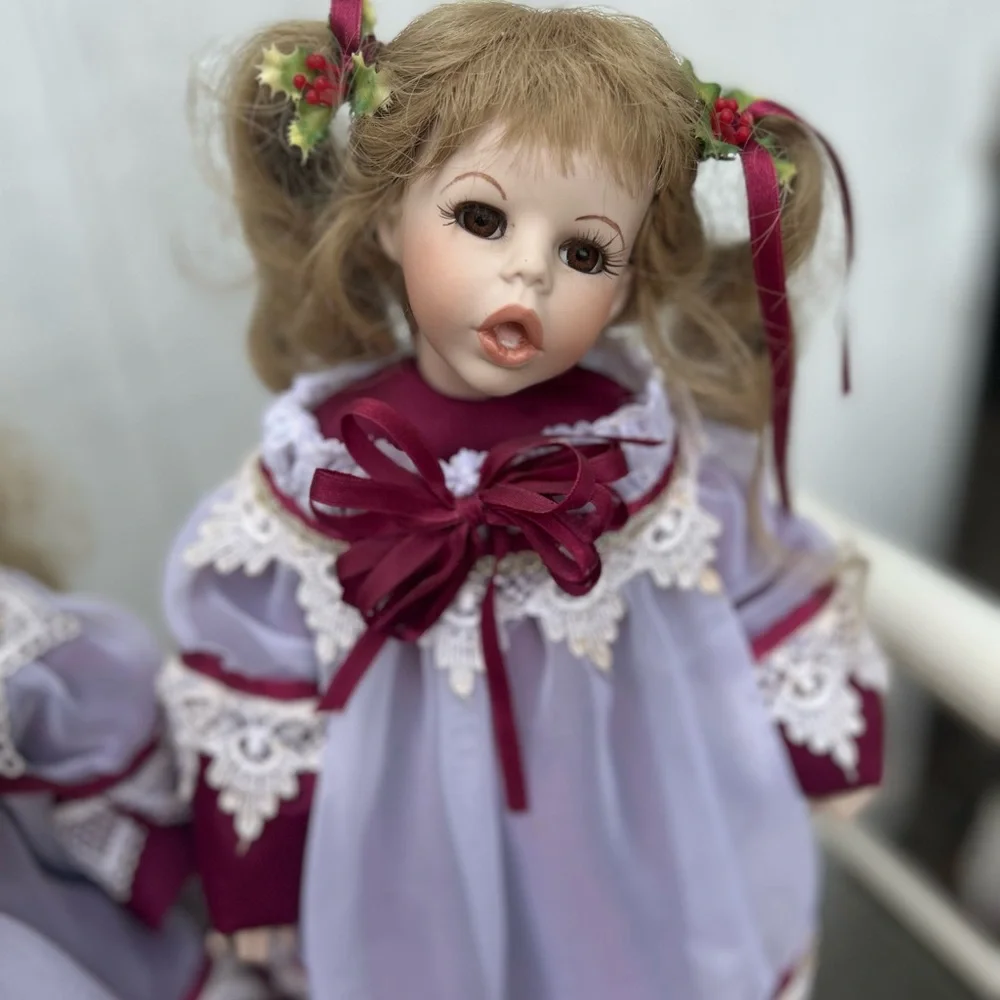 Hand Crafted Porcelain Caroler Dolls Set